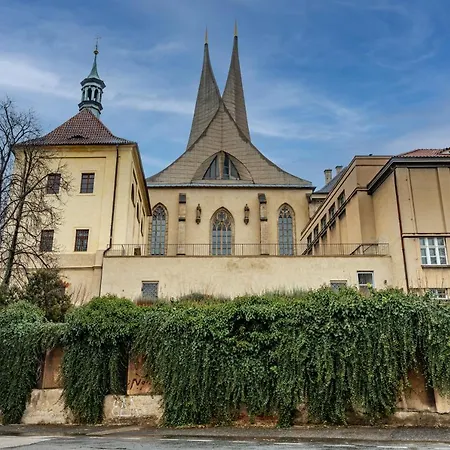 Vysehradska Apartmán *